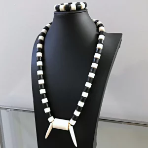Original Traditional Tusk black white Beads necklaces