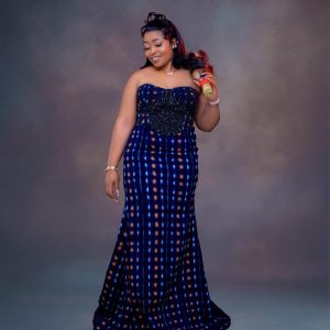 Eto’ghu Handless Gown
