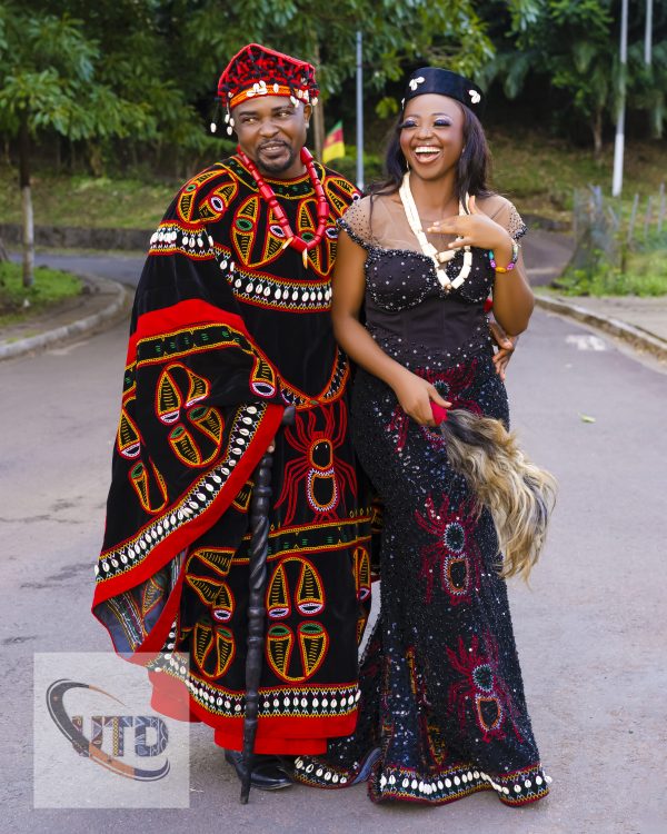 Eto'ghu Couple Wear - Image 3